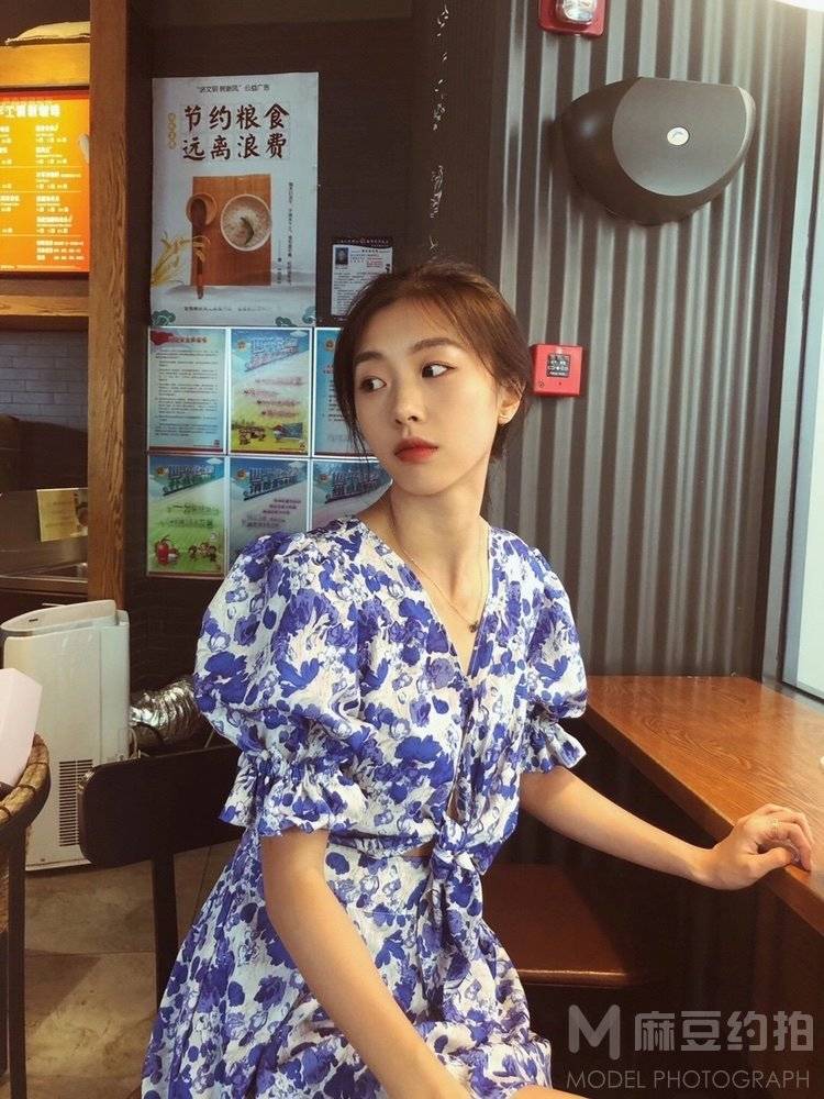 清新模特