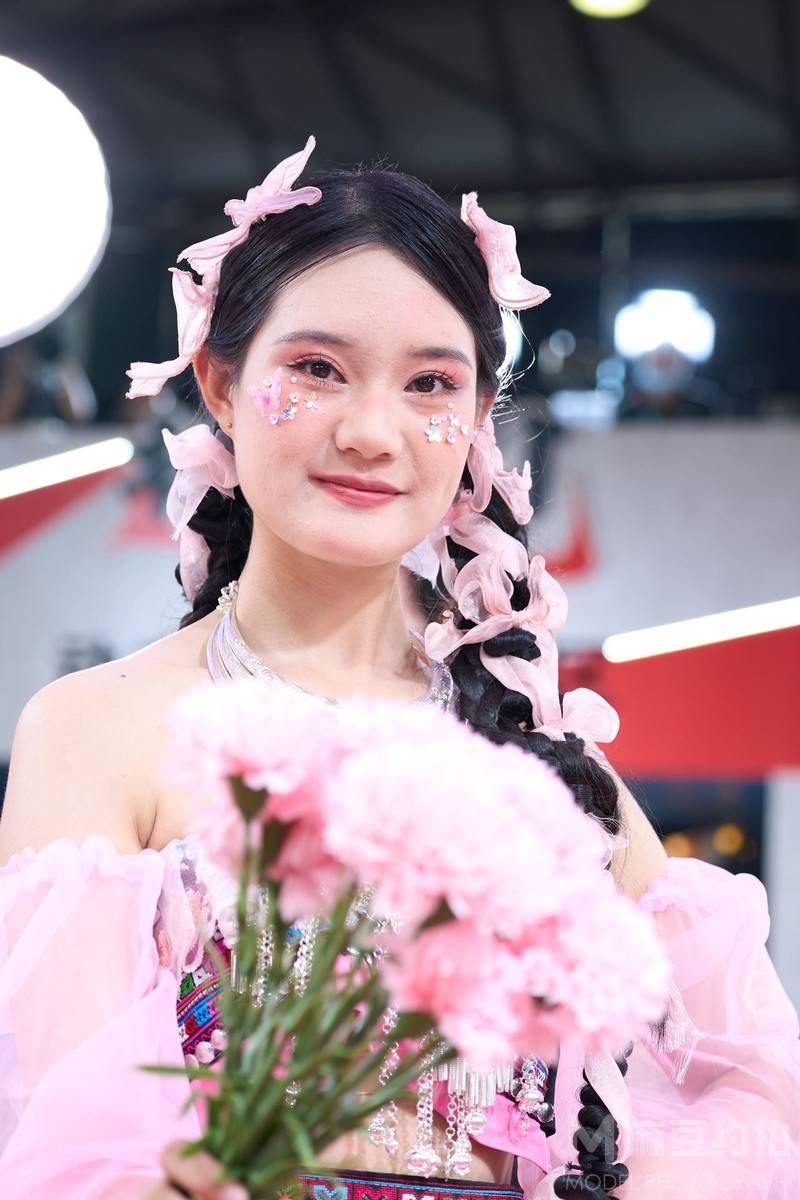 妆容模特