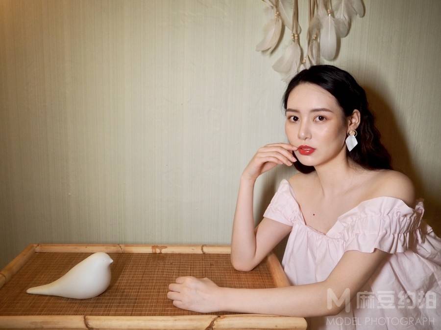 胶片模特
