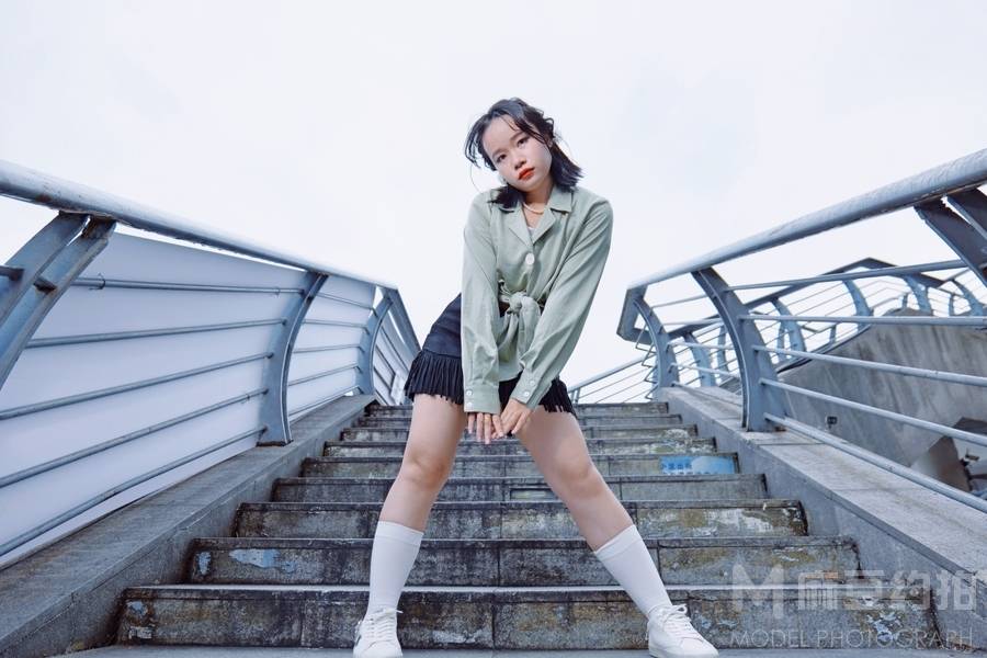 胶片模特