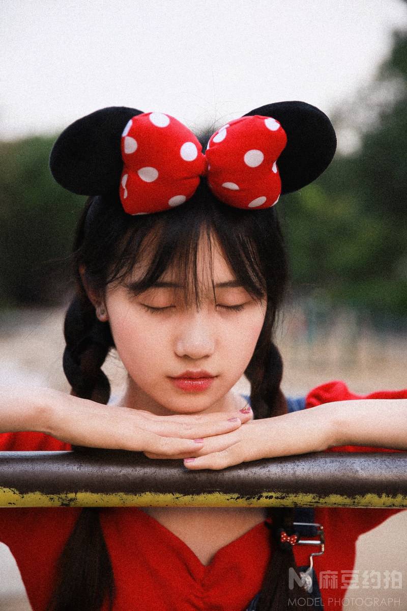 胶片模特