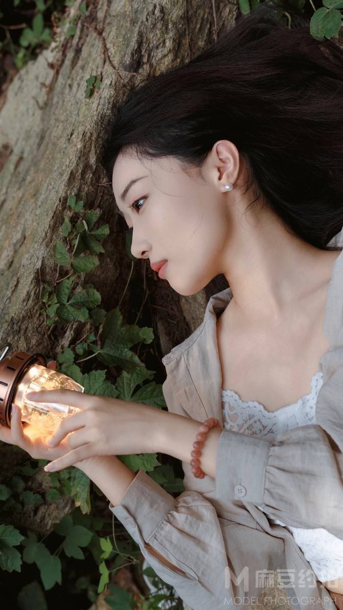 宝丽来模特