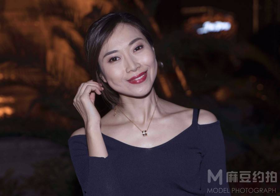 夜景模特