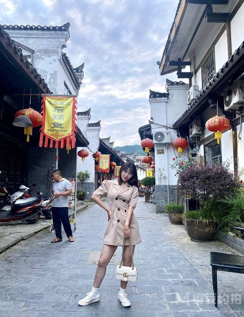 校园模特