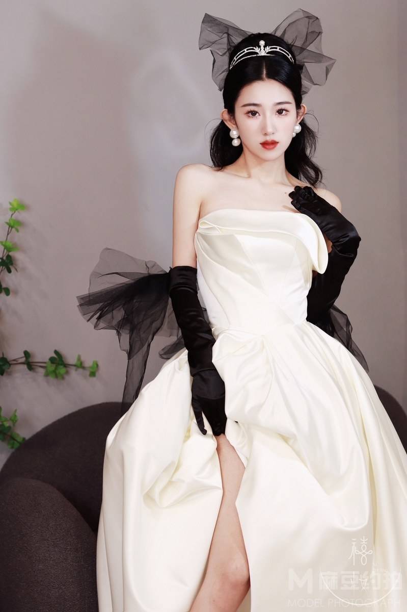 胶片模特