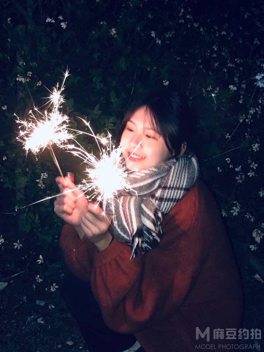 夜景模特