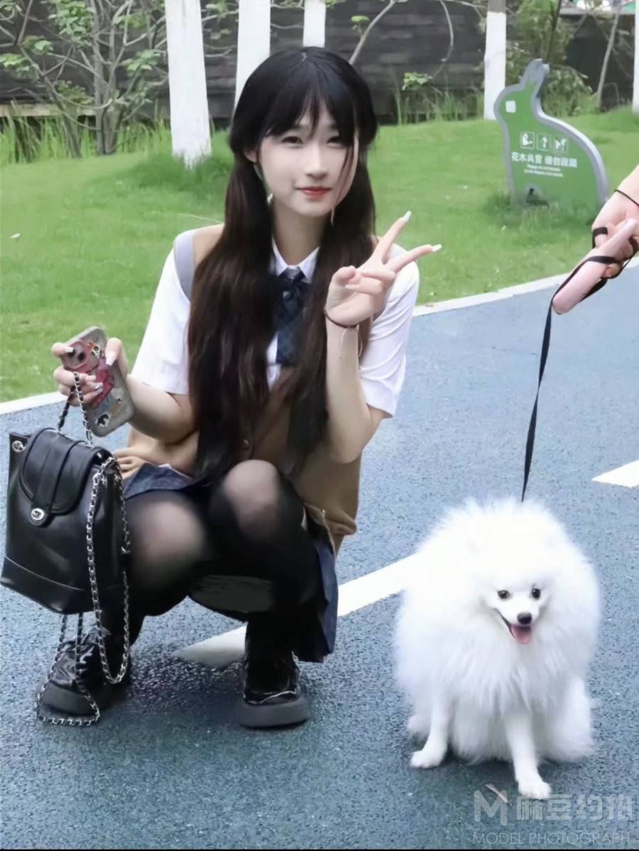 校园模特