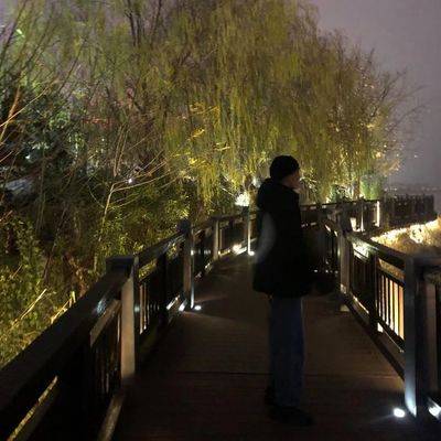 黑白模特