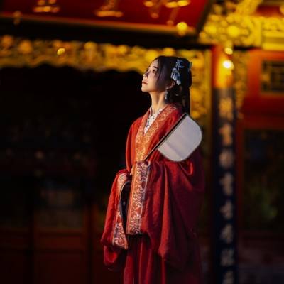 汉服模特