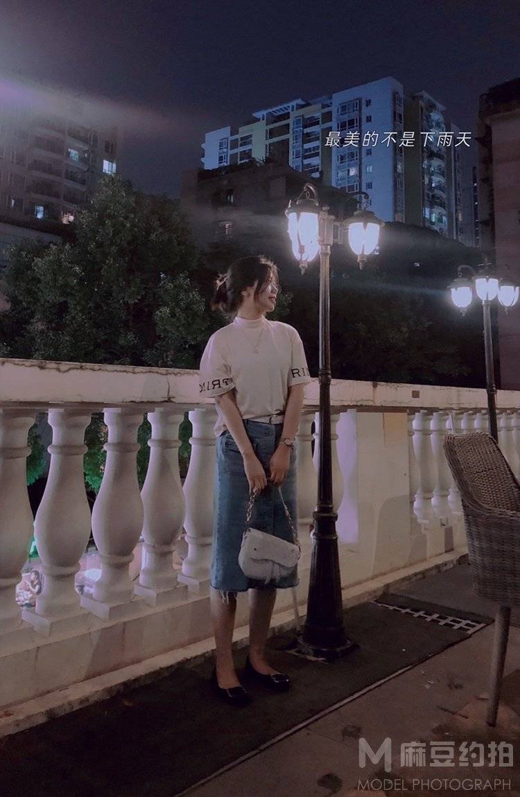 夜景模特