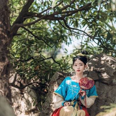 汉服模特