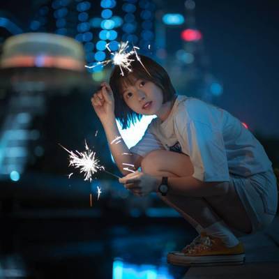 夜景模特