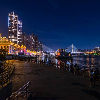 夜景模特