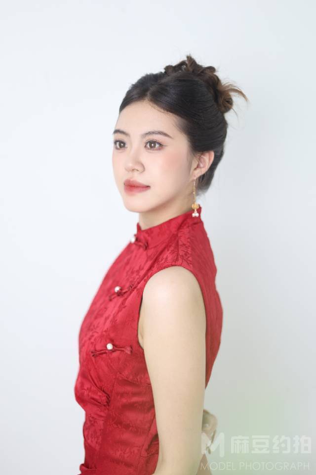 妆容模特