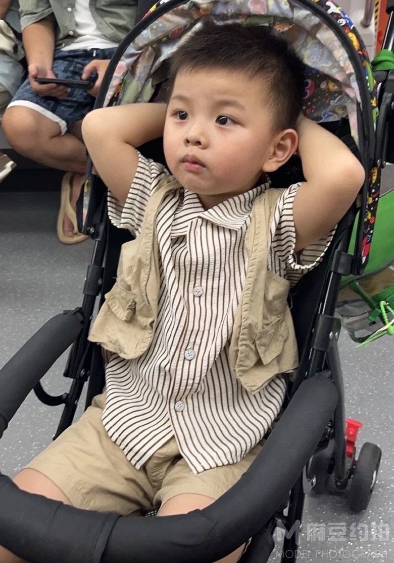 儿童摄影模特