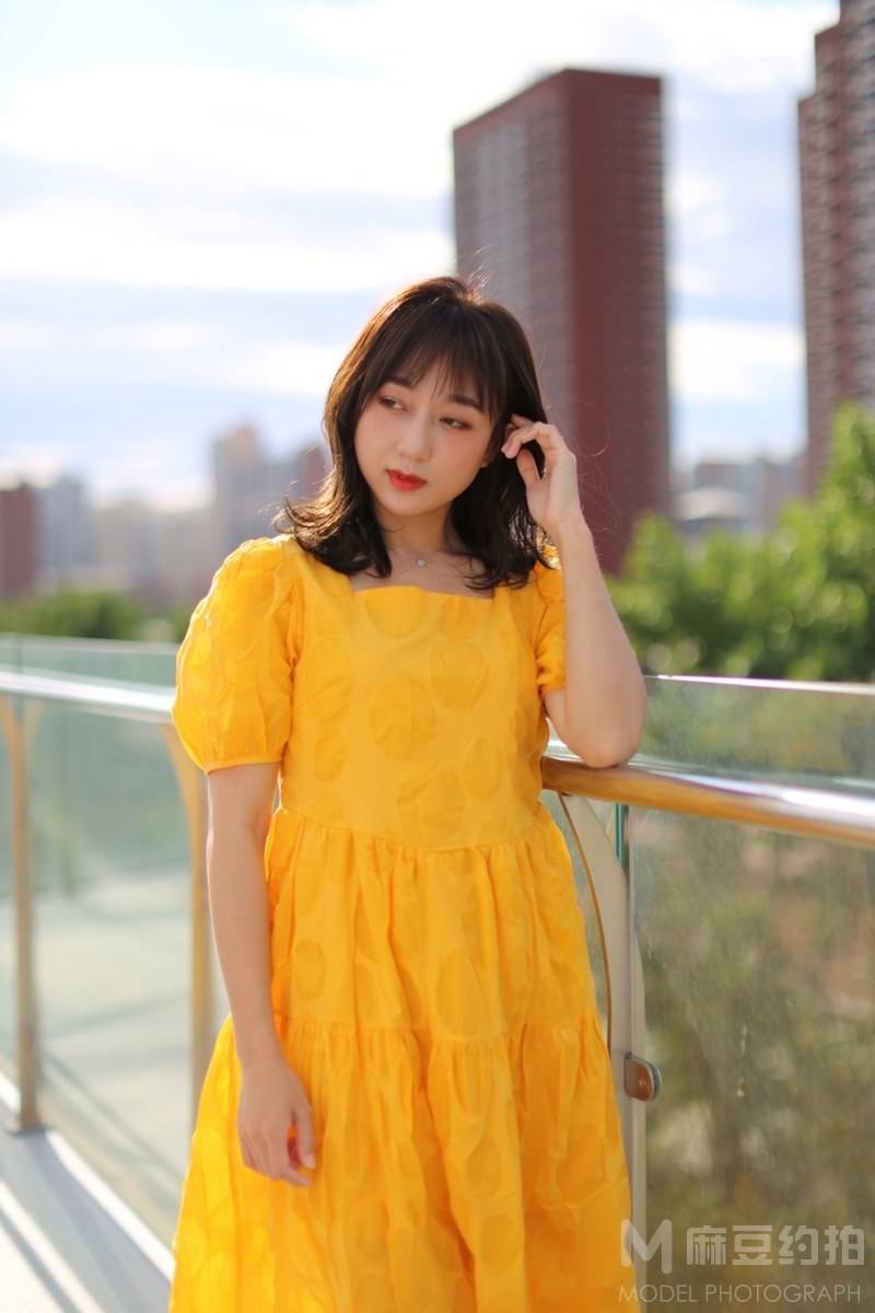 清新模特