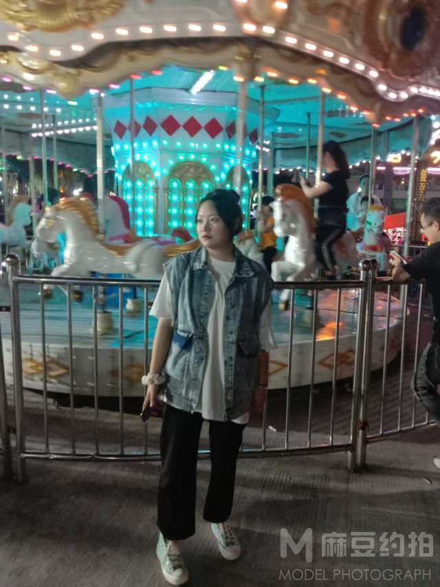 校园模特