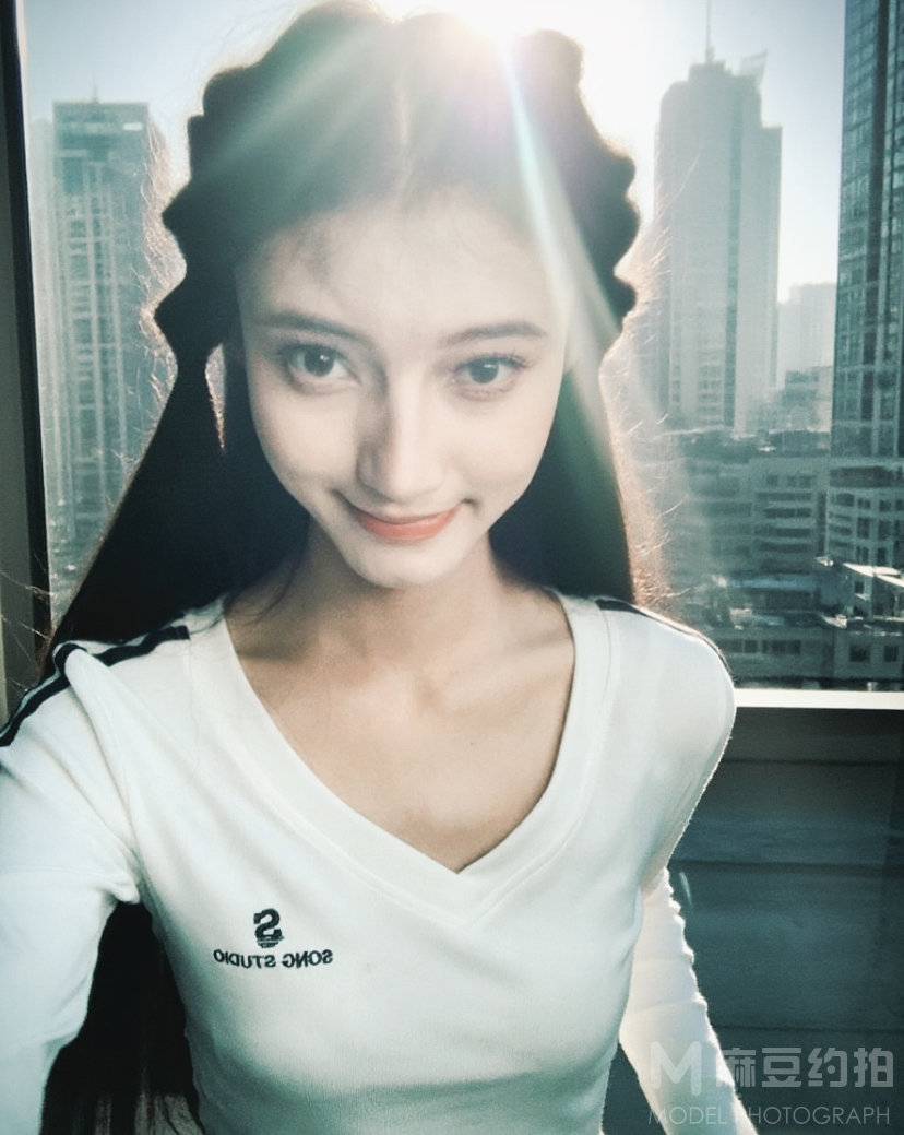 胶片模特