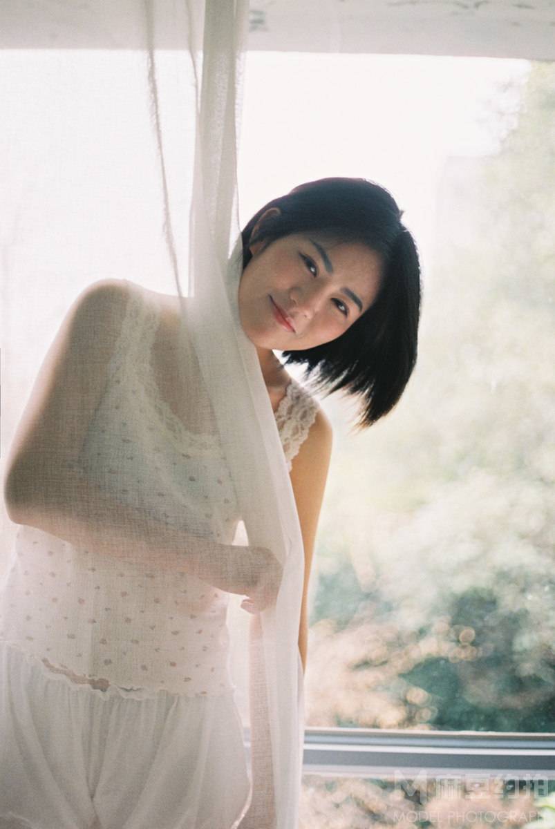 胶片模特