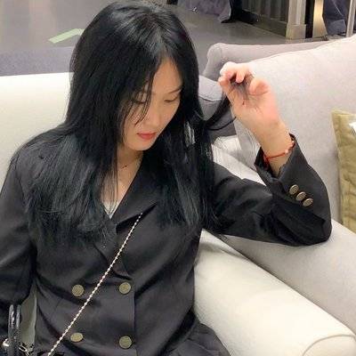 黑白模特