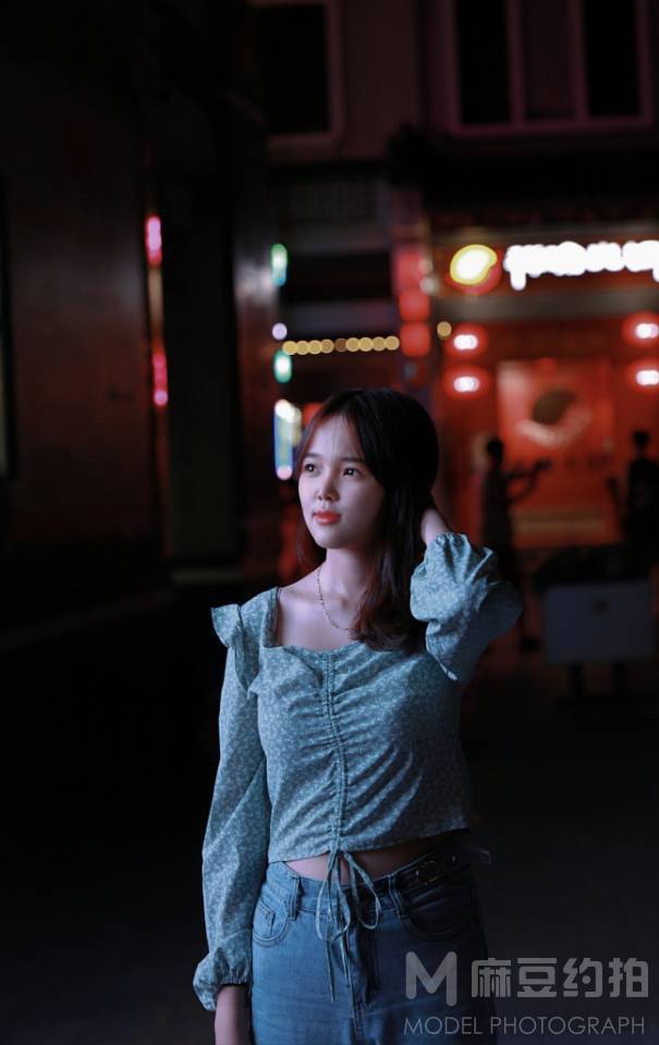 夜景模特