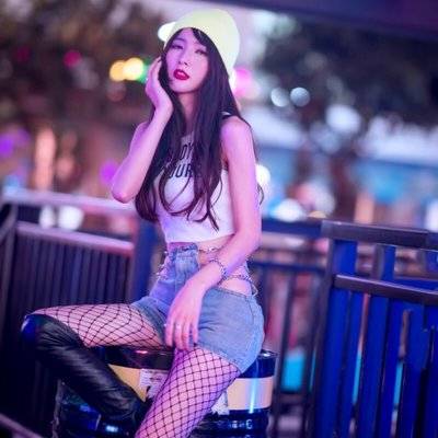黑白模特