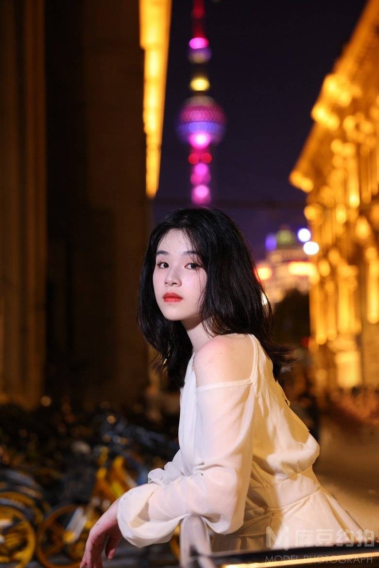 夜景模特