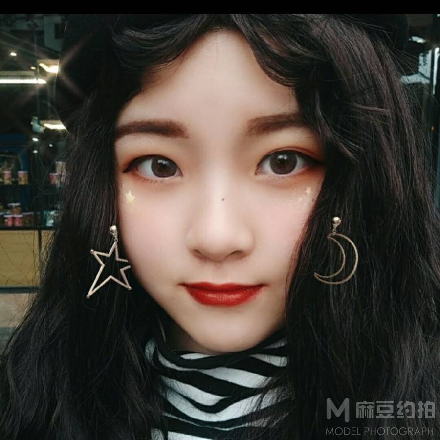 少女模特