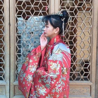 汉服模特