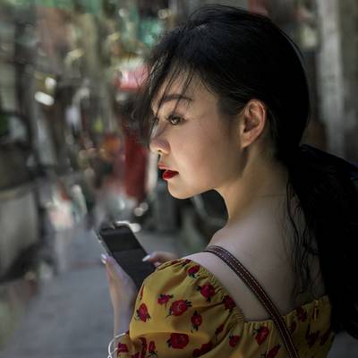 情绪模特