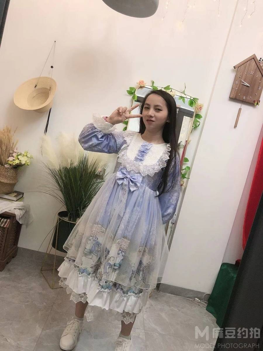清新模特
