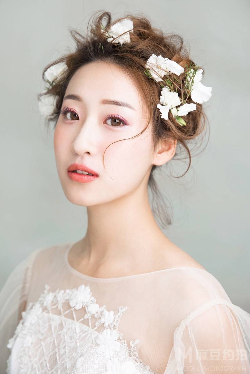 妆容模特