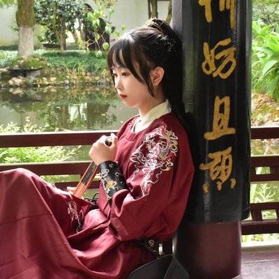 汉服模特