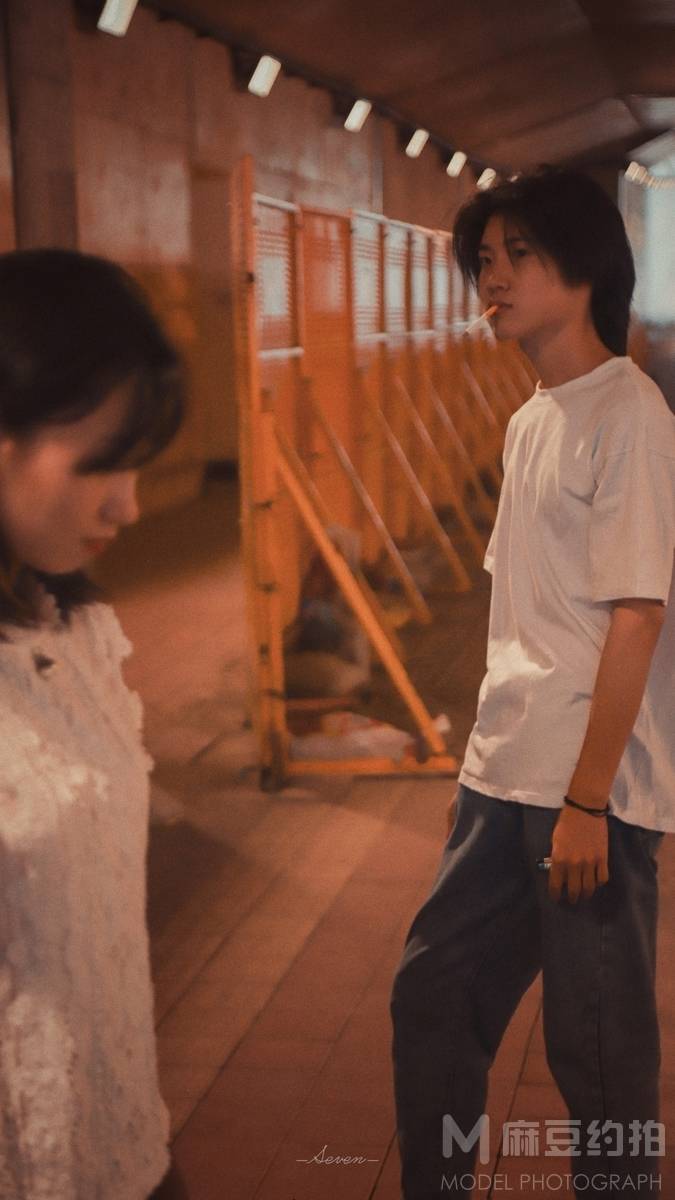 情侣模特