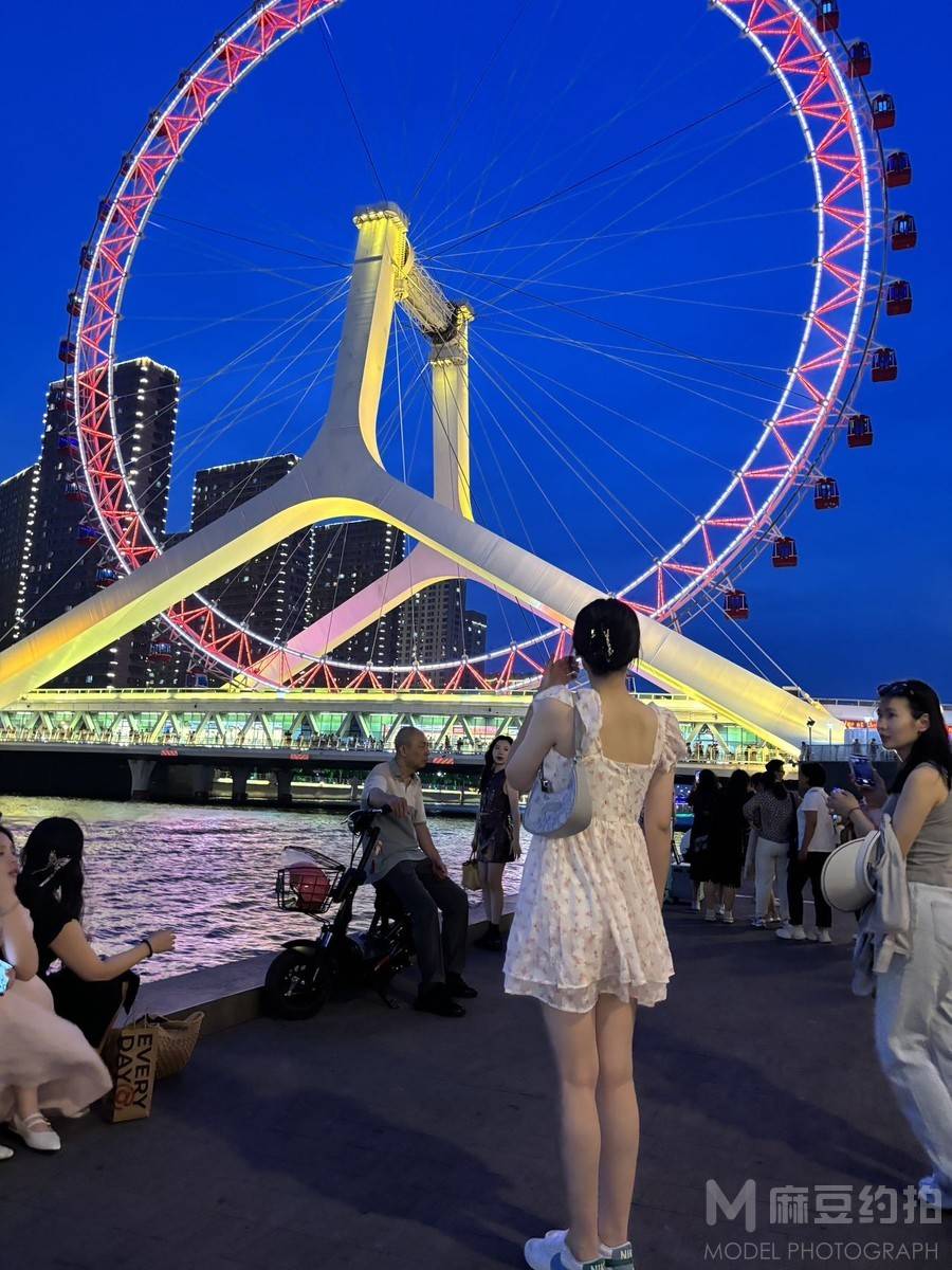 民国模特
