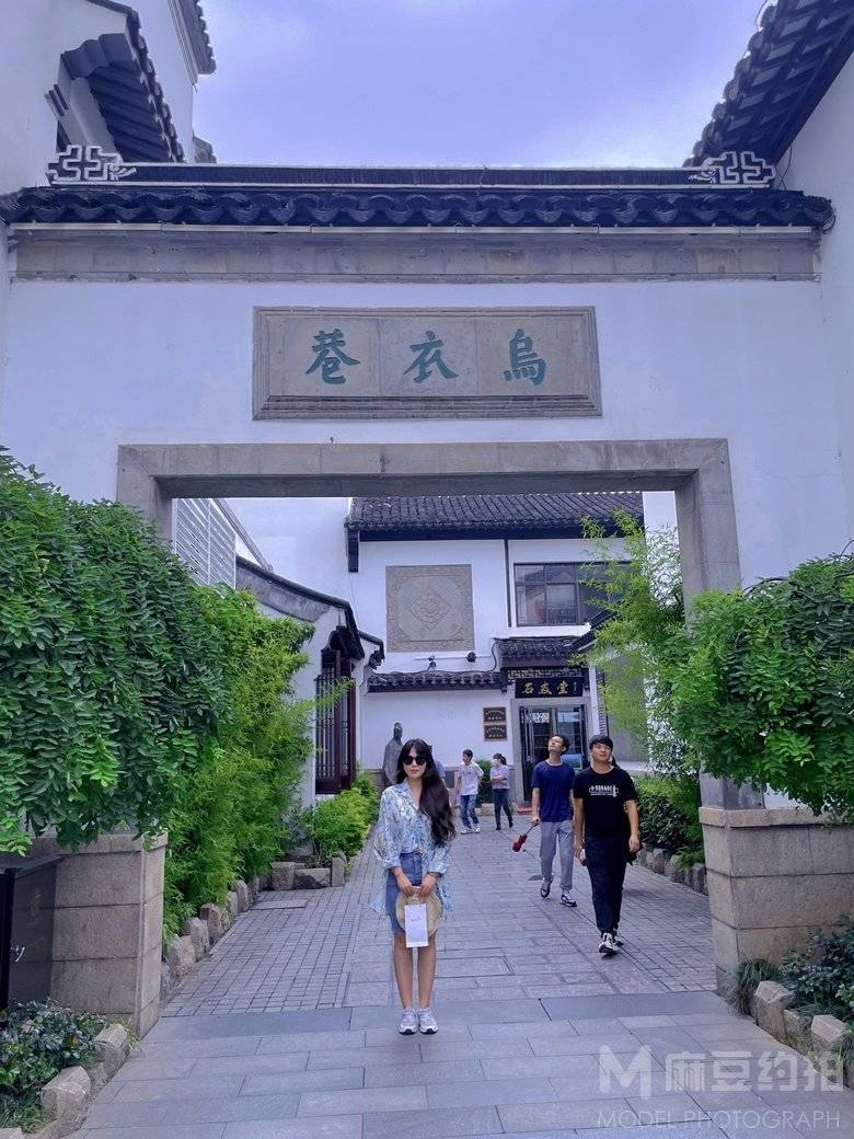 纪实模特