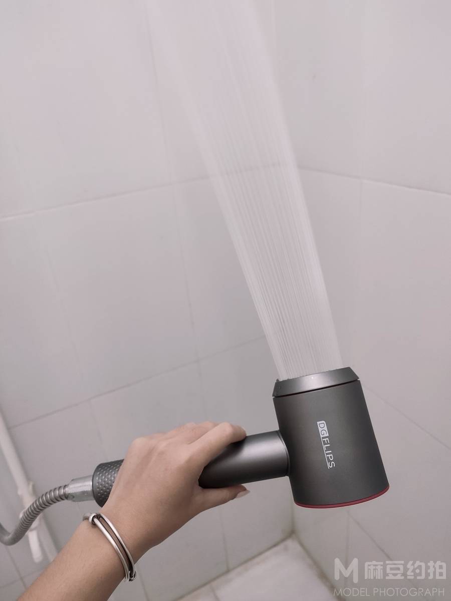 黑白模特