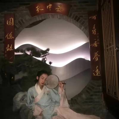 汉服模特