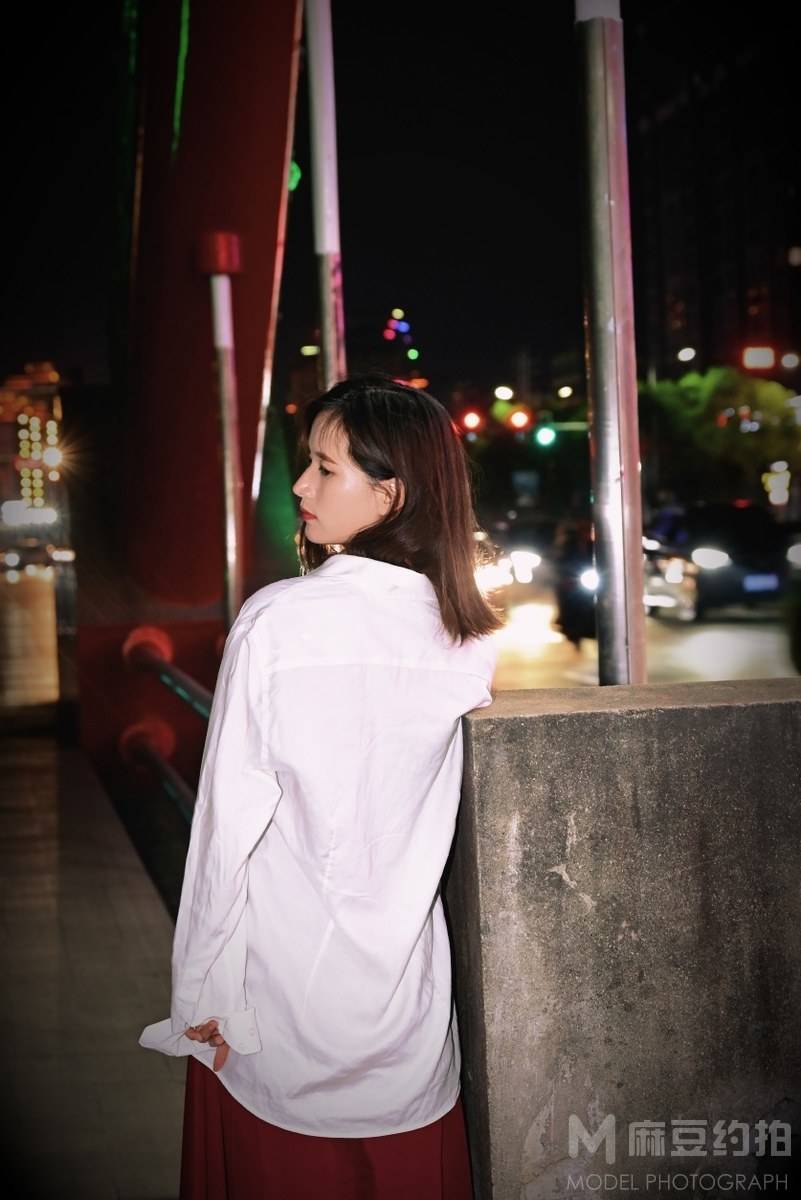 夜景模特