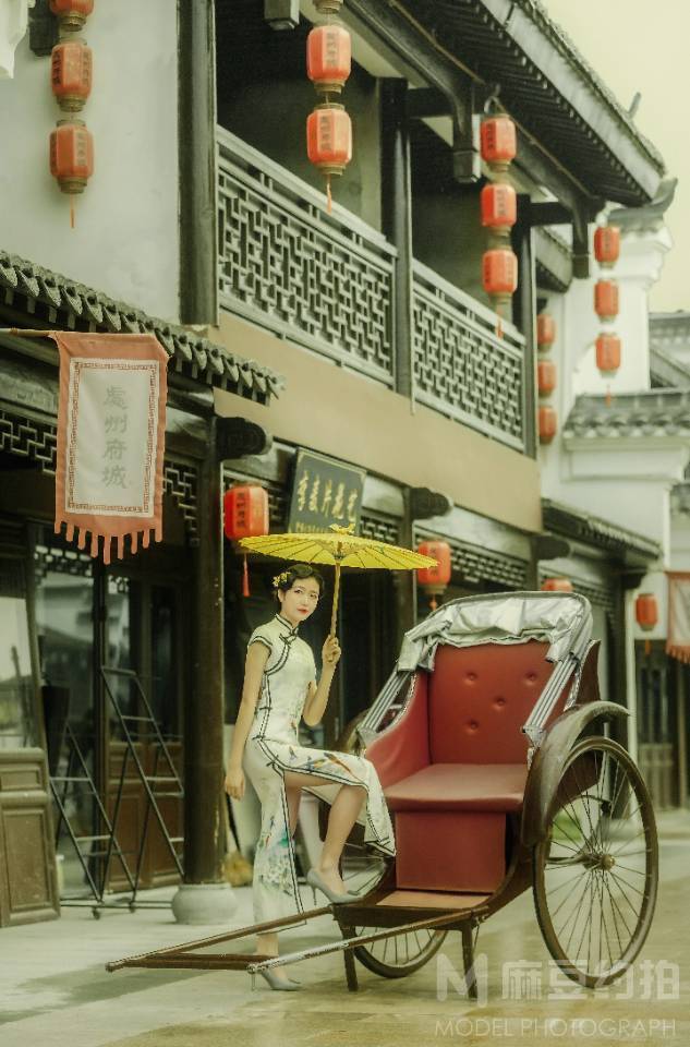 民国模特