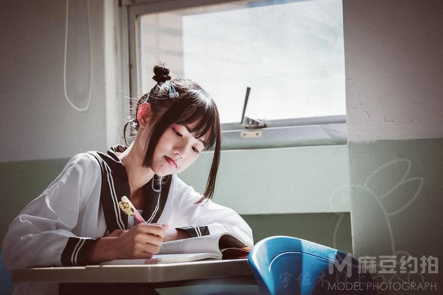校园模特