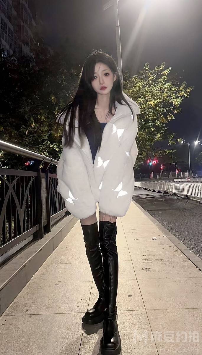 夜景模特