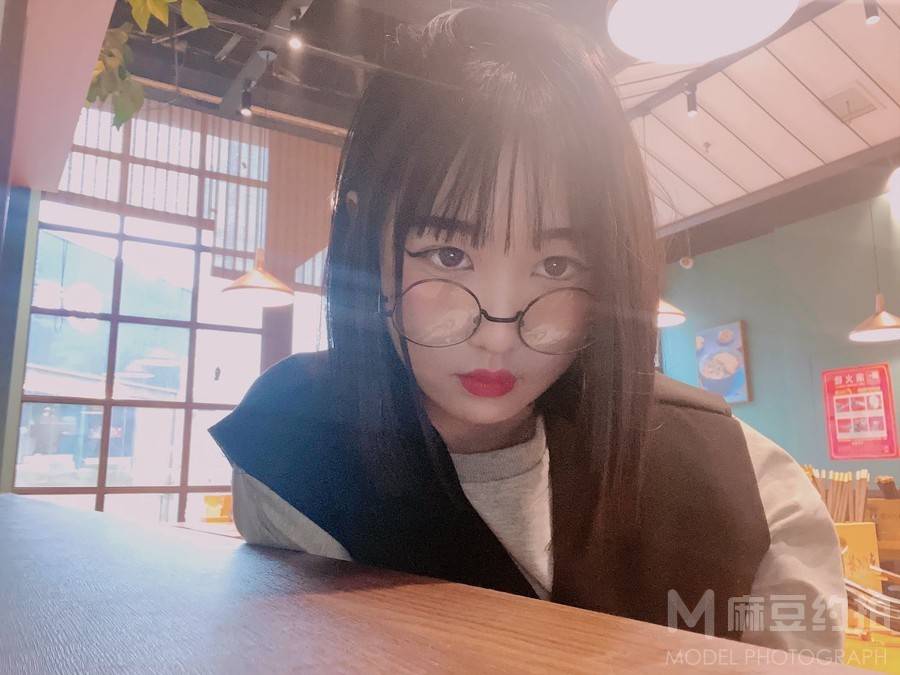 纪实模特