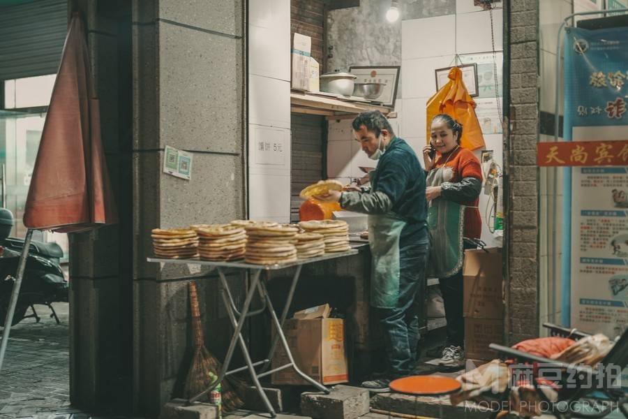 夜景模特