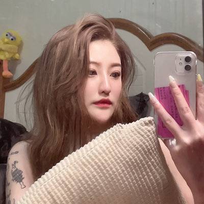 黑白模特
