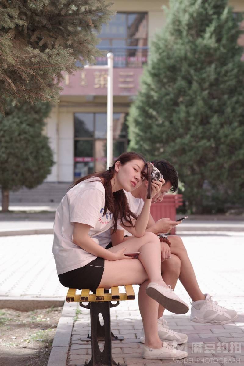 校园模特