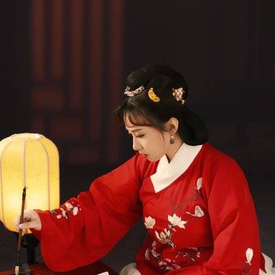 汉服模特