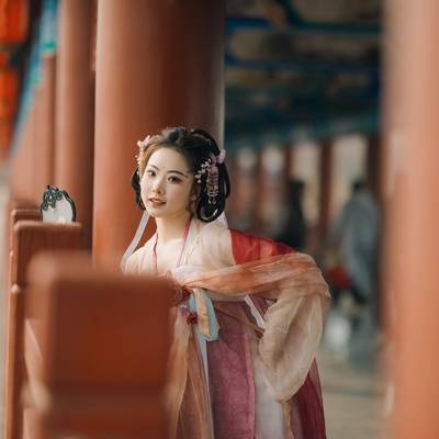 汉服模特