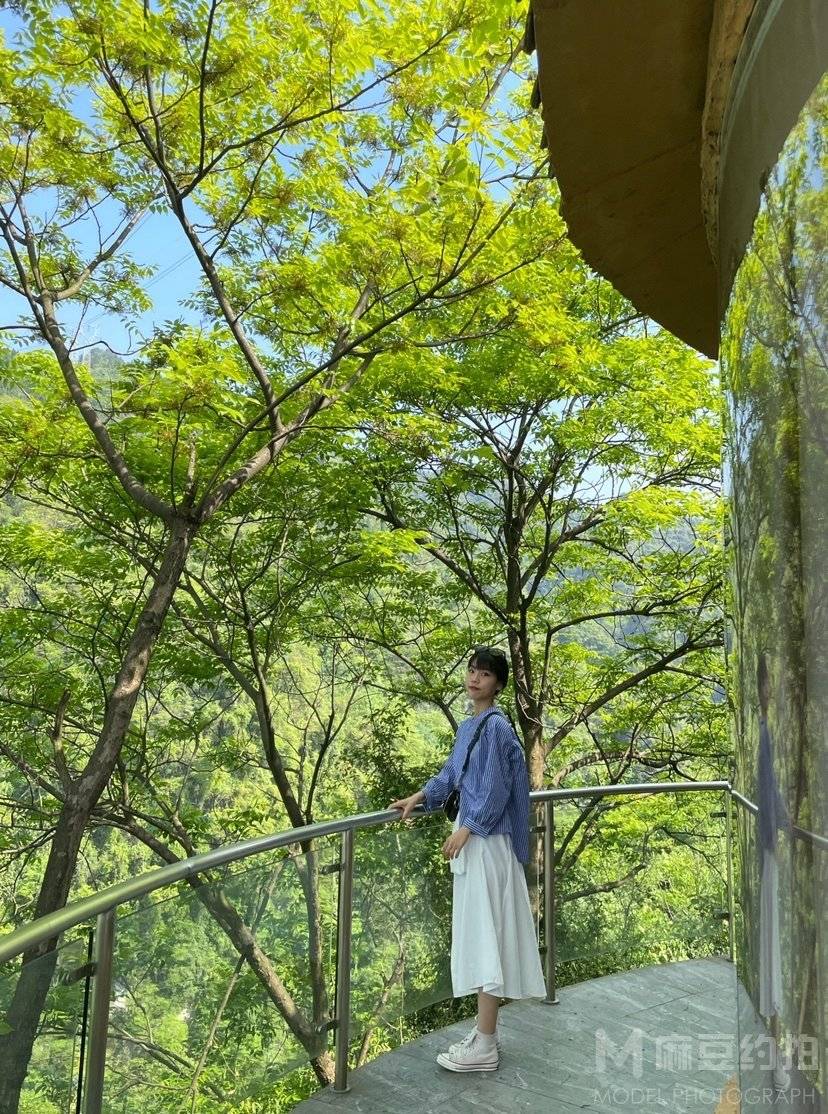 清新模特