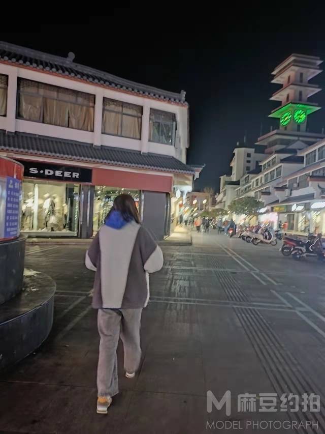 情侣模特